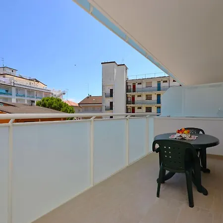 アパート Vacation Flat Near The Centre *